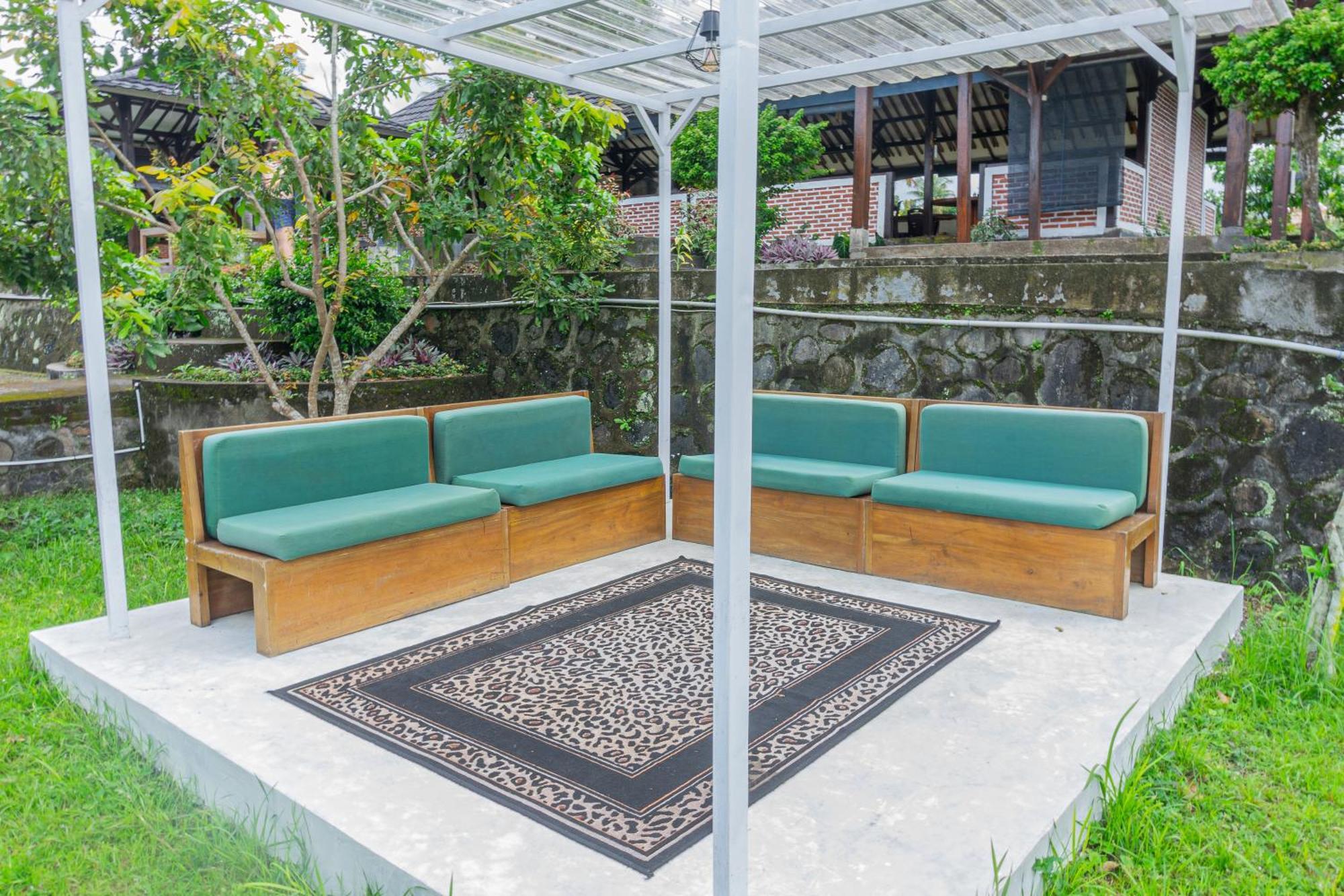 Green Orry Inn Tetebatu Ngoại thất bức ảnh